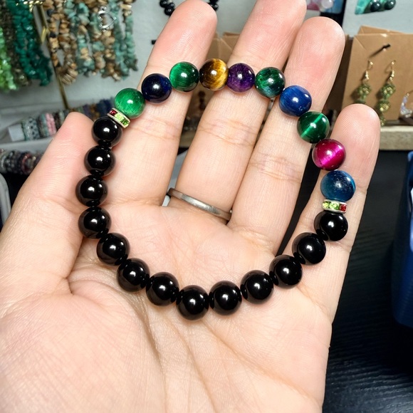 Jewelry - Half Colorful Tiger’s Eye & Half Black Onyx Bracelet | 8mm Beads